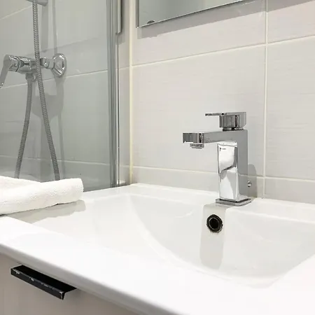 #b3 Light Pink T2 Near Jaures Estacade Luminous * Grenoble